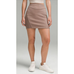 Women's Lululemon Scuba HR Mini Skirt M Brown
